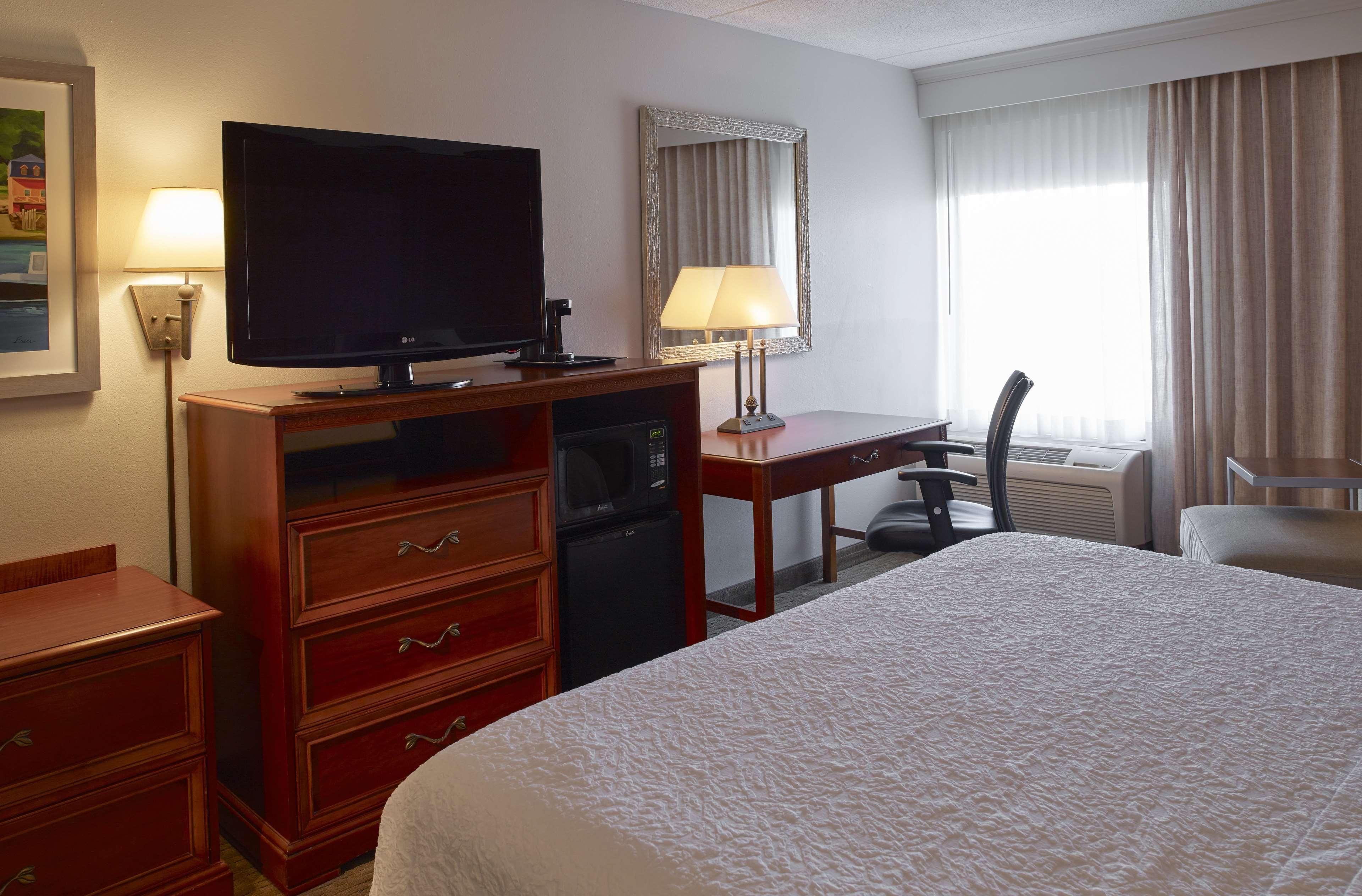 Hampton Inn Portland-Airport South Portland Extérieur photo