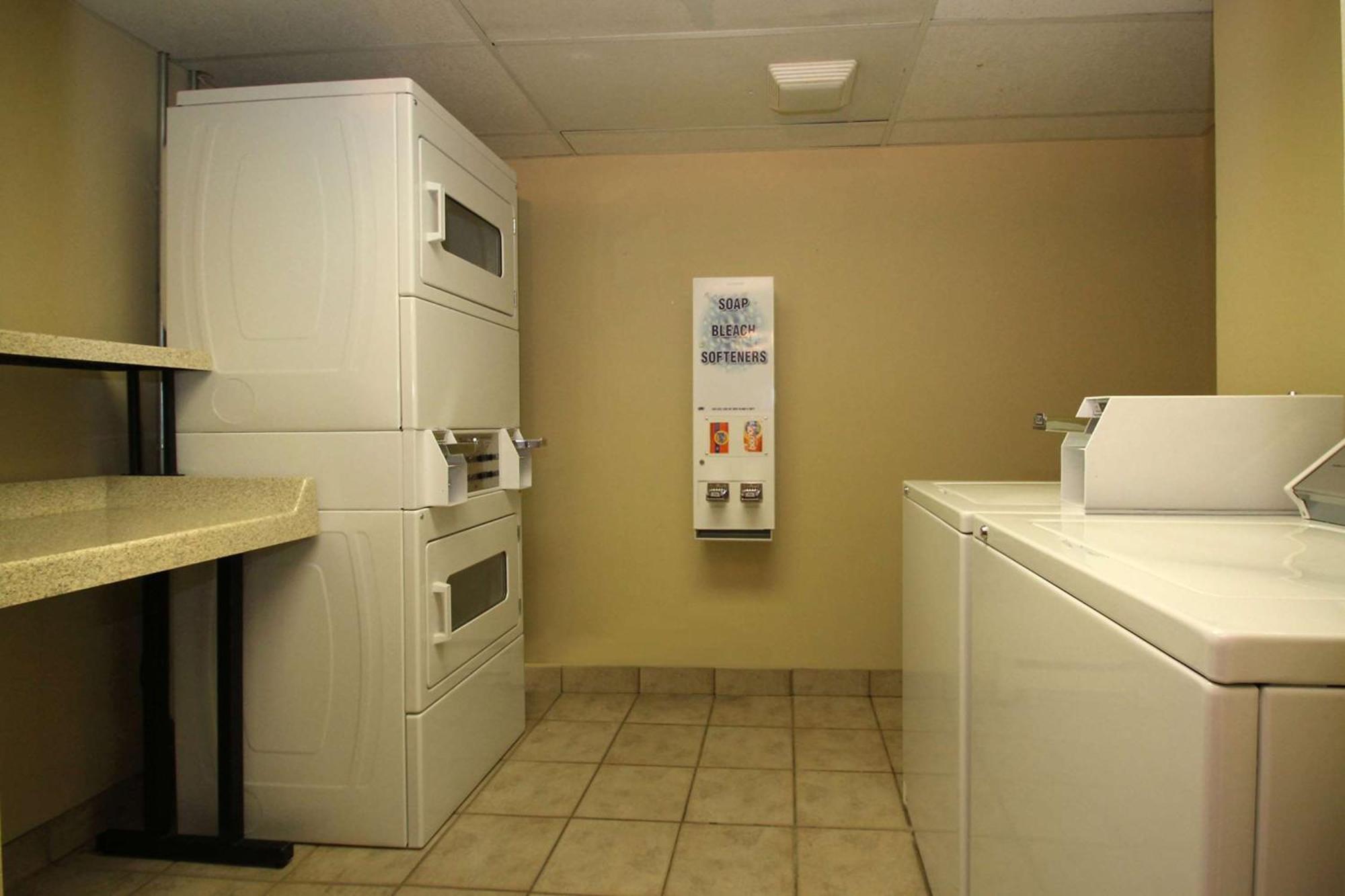 Hampton Inn Portland-Airport South Portland Extérieur photo