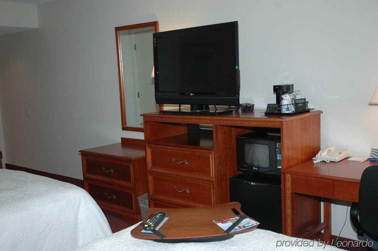 Hampton Inn Portland-Airport South Portland Chambre photo