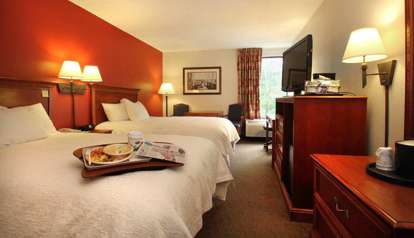 Hampton Inn Portland-Airport South Portland Extérieur photo